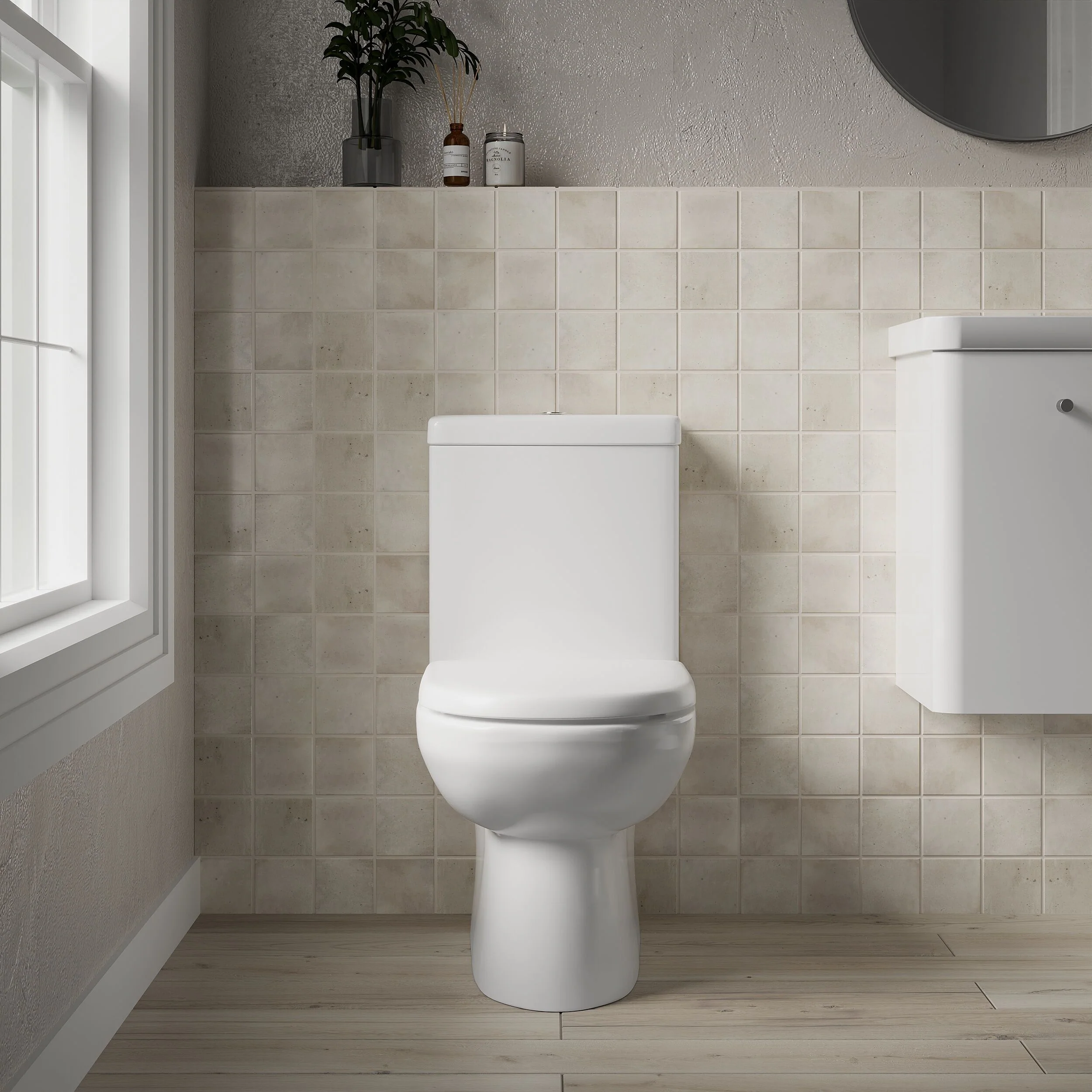 Close Coupled Toilet Pan & Cistern  - 825mm x 395mm x 670mm - Image 2