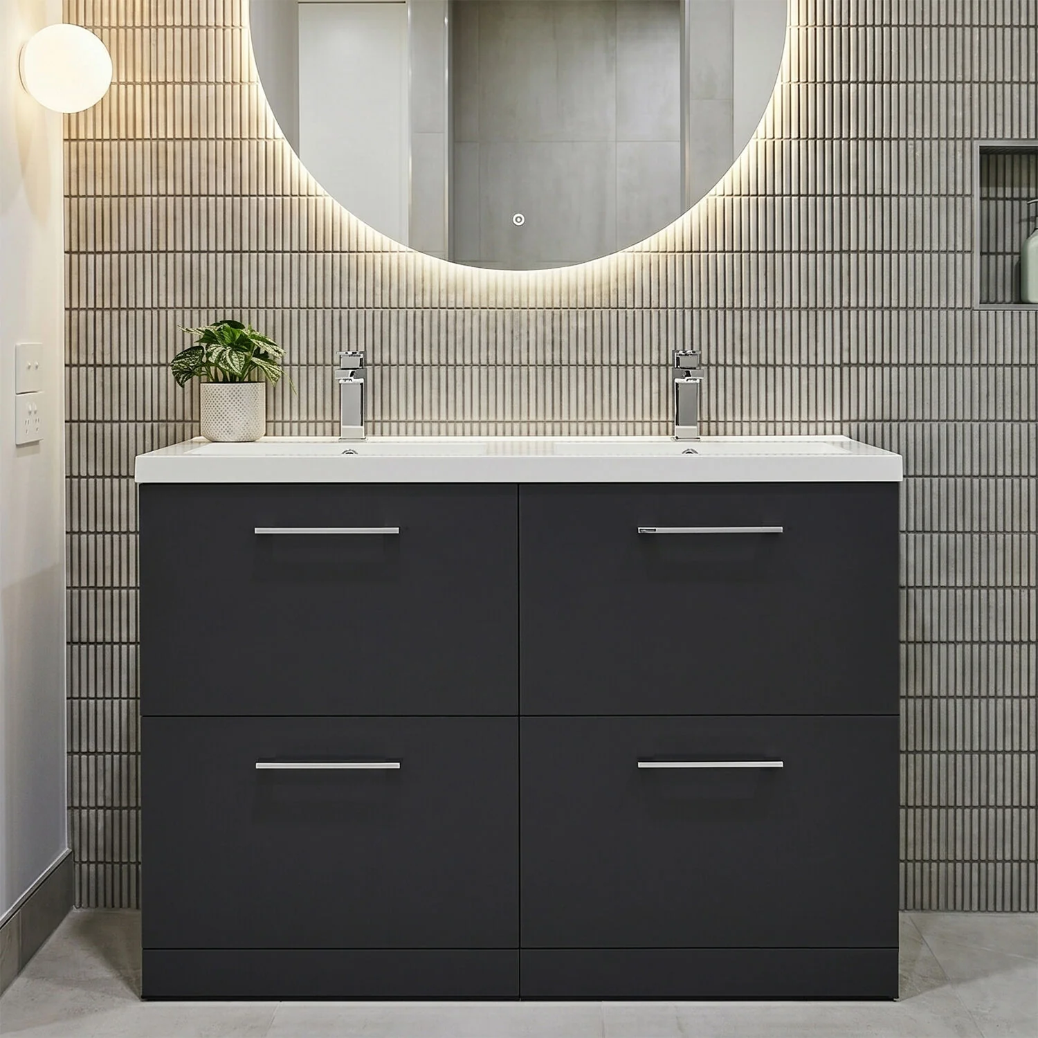Balterley Level 1200mm Floor Standing 4 Drawer Vanity Unit with Double Basin, Handles & Overflow for Bathroom Storage Gloss White - Image 3