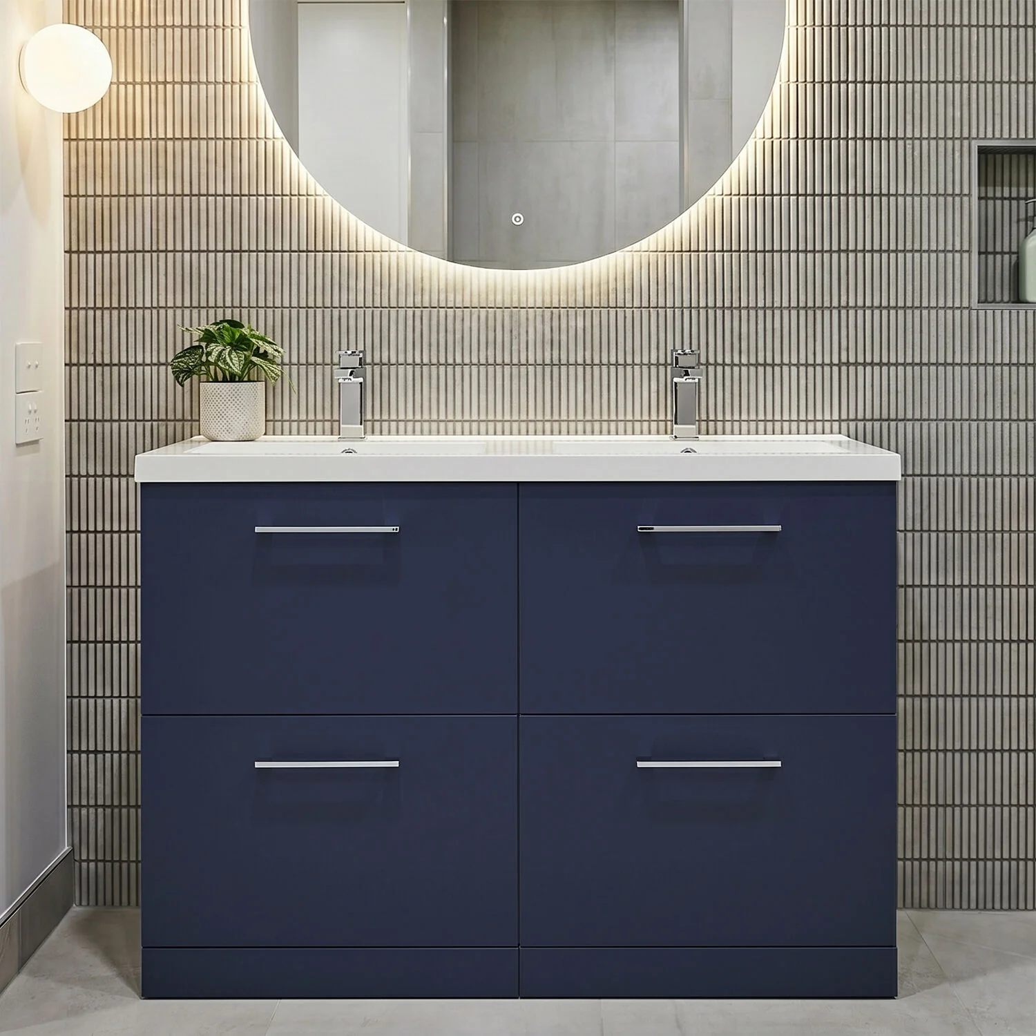 Balterley Level 1200mm Floor Standing 4 Drawer Vanity Unit with Double Basin, Handles & Overflow for Bathroom Storage Gloss White - Image 6