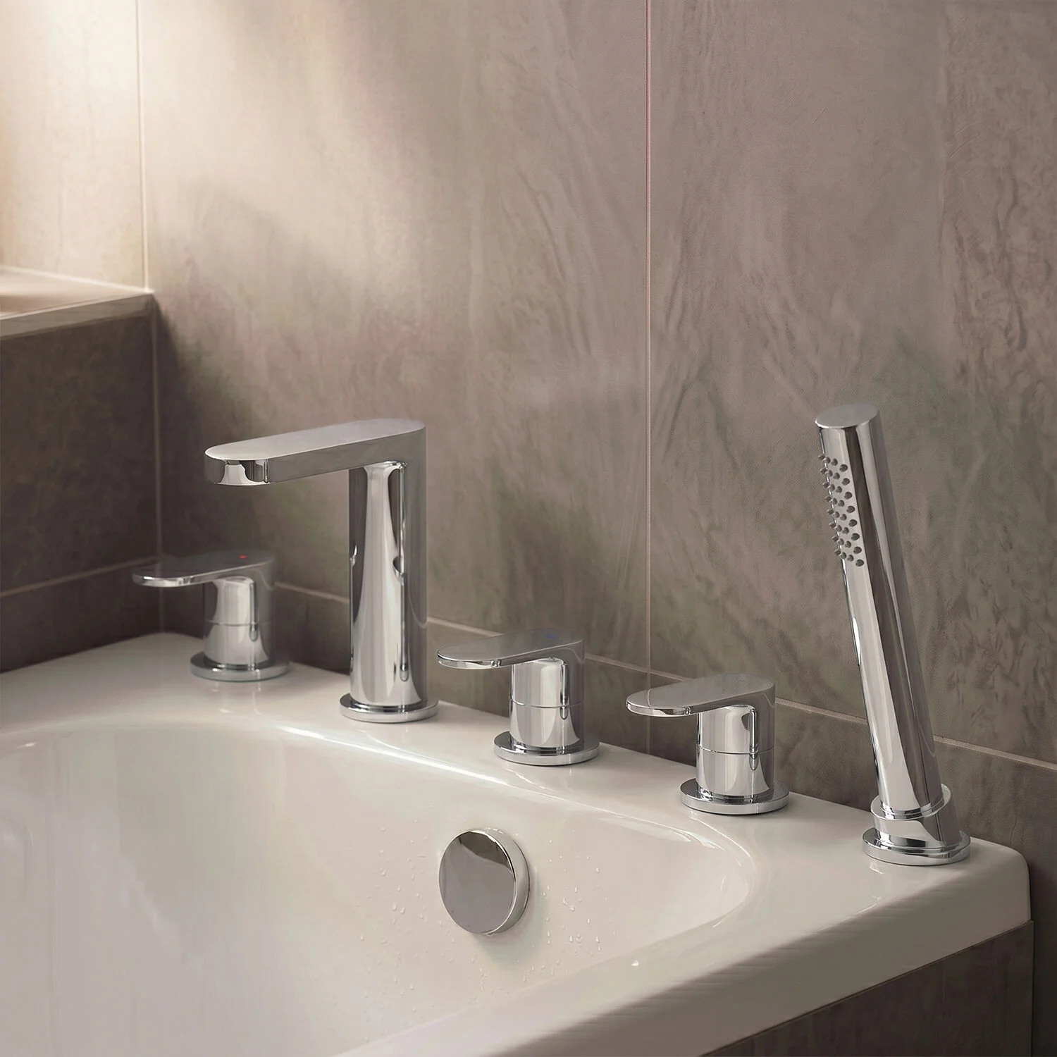 Balterley Current Deck Mounted Round 5 Tap Hole Bath Shower Mixer Tap with Diverter, Spout & Shower Kit - Chrome Finish