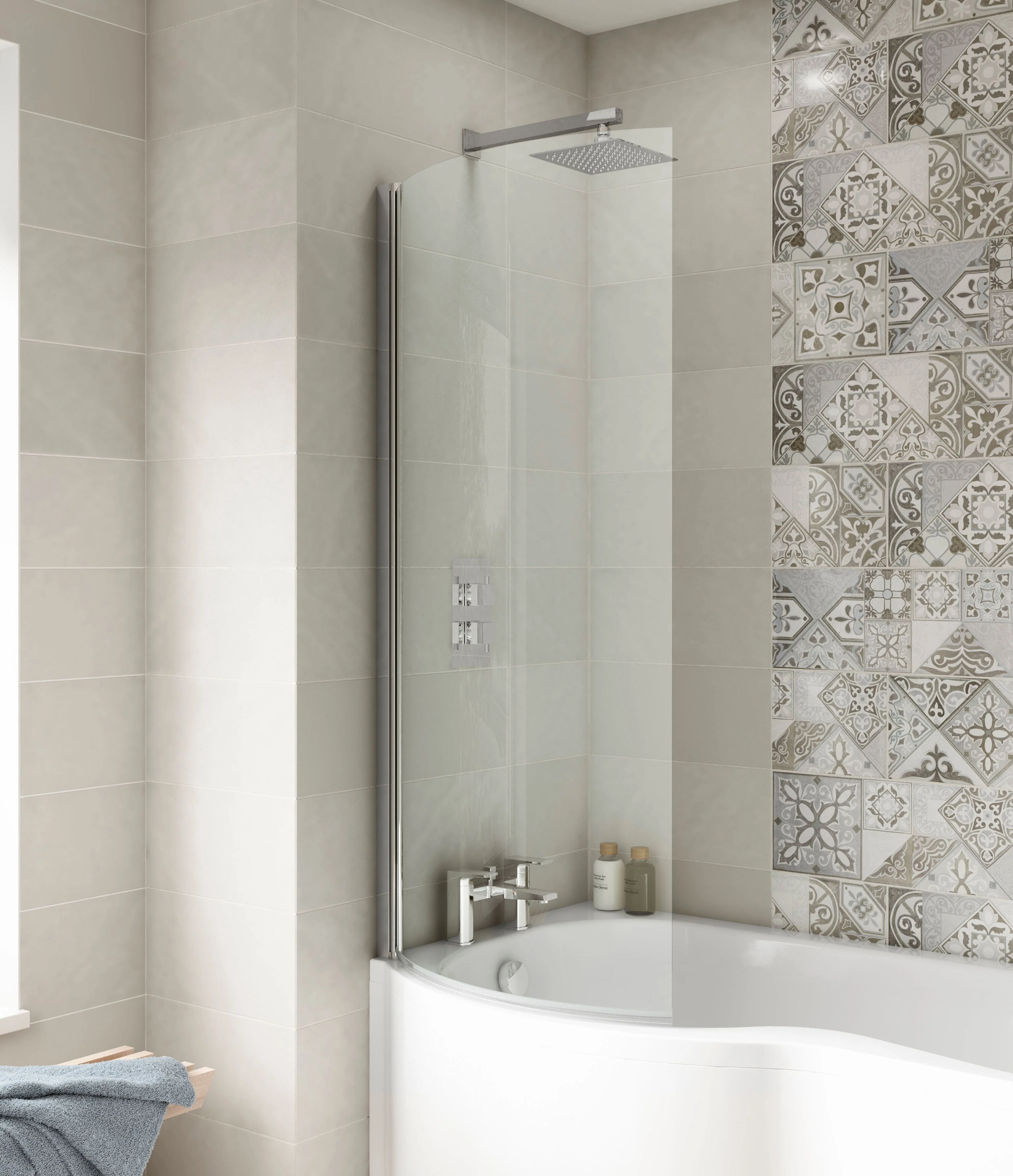 Contemporary Curved 6mm Toughened Safety Glass Reversible P-Bath Bath Shower Screen - Image 2