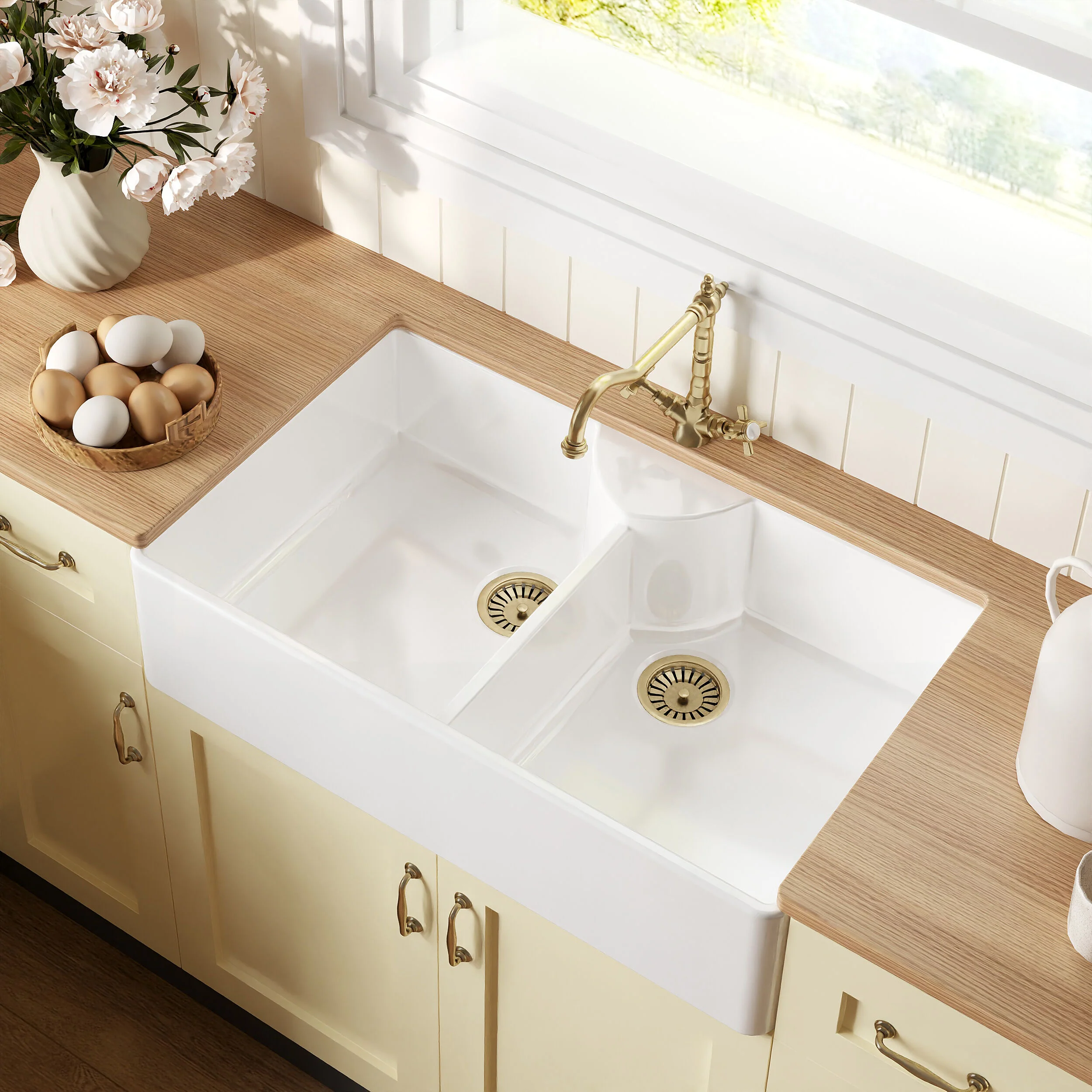 Traditional Fireclay Kitchen Bundle: Double Bowl Butler Sink, Wastes & French Classic Tap, 895mm - Brushed Brass - Image 3