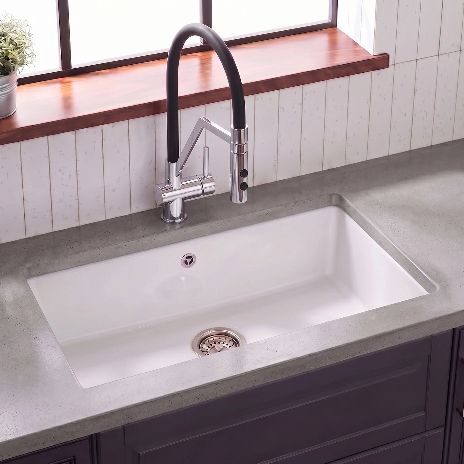 Single Bowl Fireclay Ceramic Rectangular Undermount Kitchen Sink with Overflow - 763mm