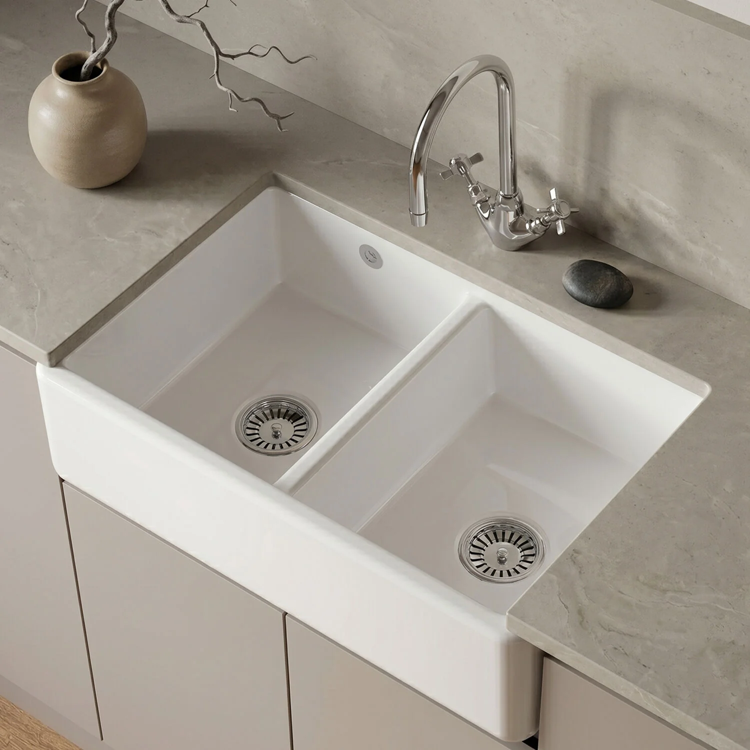 Traditional Double Bowl Fireclay Ceramic Butler Kitchen Sink with Stepped Weir and Overflow - 795mm